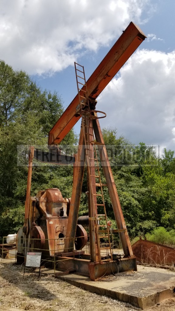 Lufkin C 456D-304-120 Pumping Unit