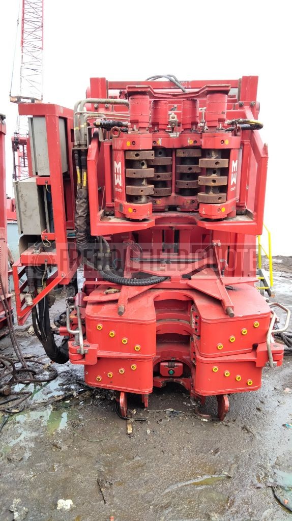 MH ENSCO 8504 Iron Roughneck