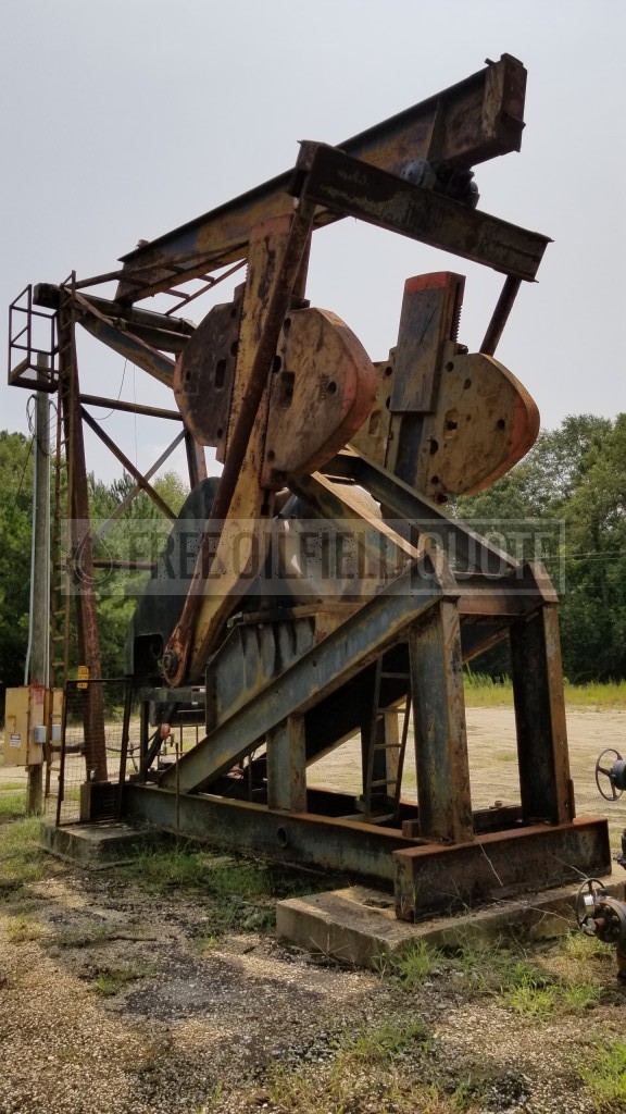 54858856 - Lufkin M640D-305-144 Pumping Unit