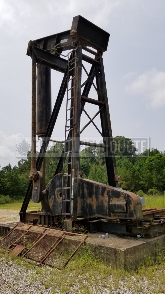 Lufkin M640d-305-168 Pumping Unit