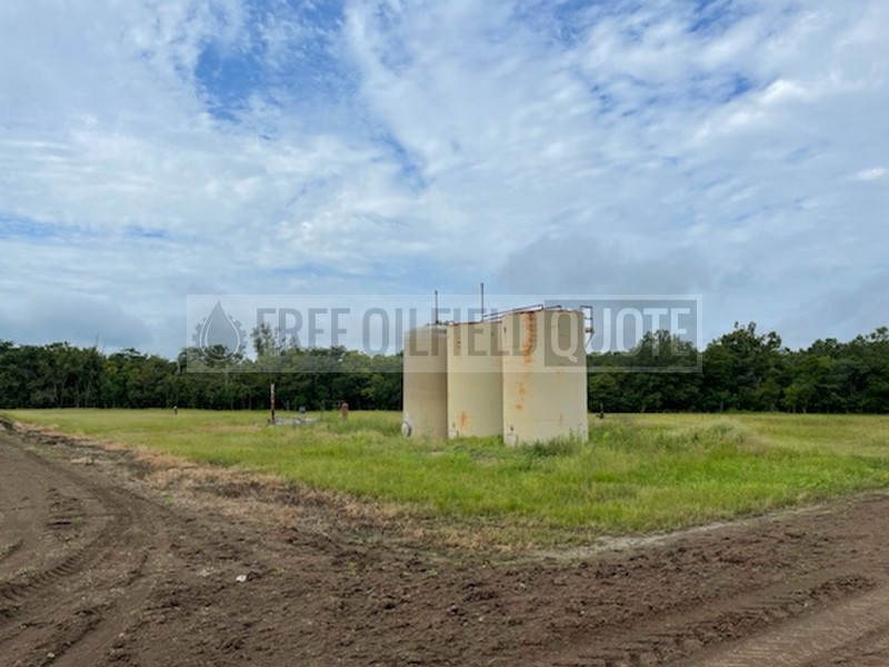 Used 400 BBL Fiberglass Tank
